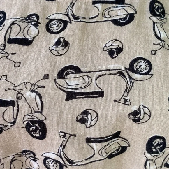 Soho Chick black/beige cotton Vespa scooter print cotton dress. Size Medium - Picture 6 of 9